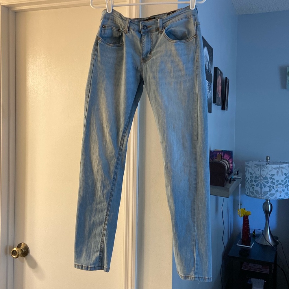 Men’s Lightwash Jeans